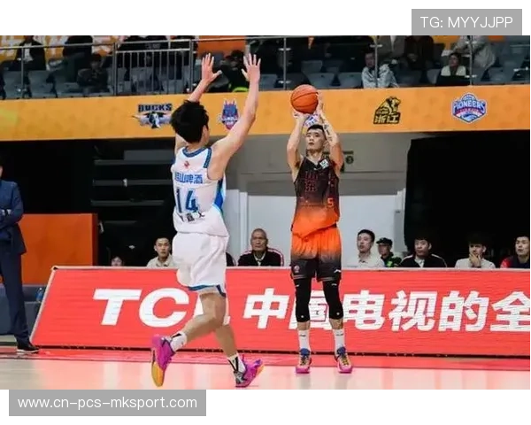 山东高速男篮外线三分攻势无敌，新赛季表现强势